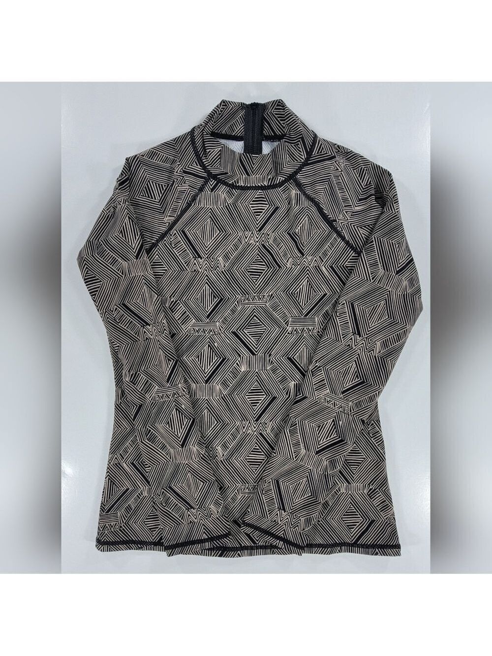 Garnet Hill Rashguard Top Womens XS Geometric Print UPF 50+ Black Cream Swim